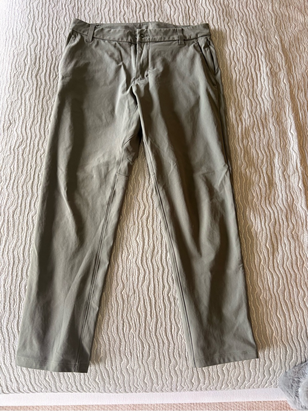 lululemon athletica Men's Olive Green Chino Pants